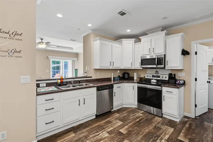 6415 Mangrove Drive, Wesley Chapel, FL 33544 - #2