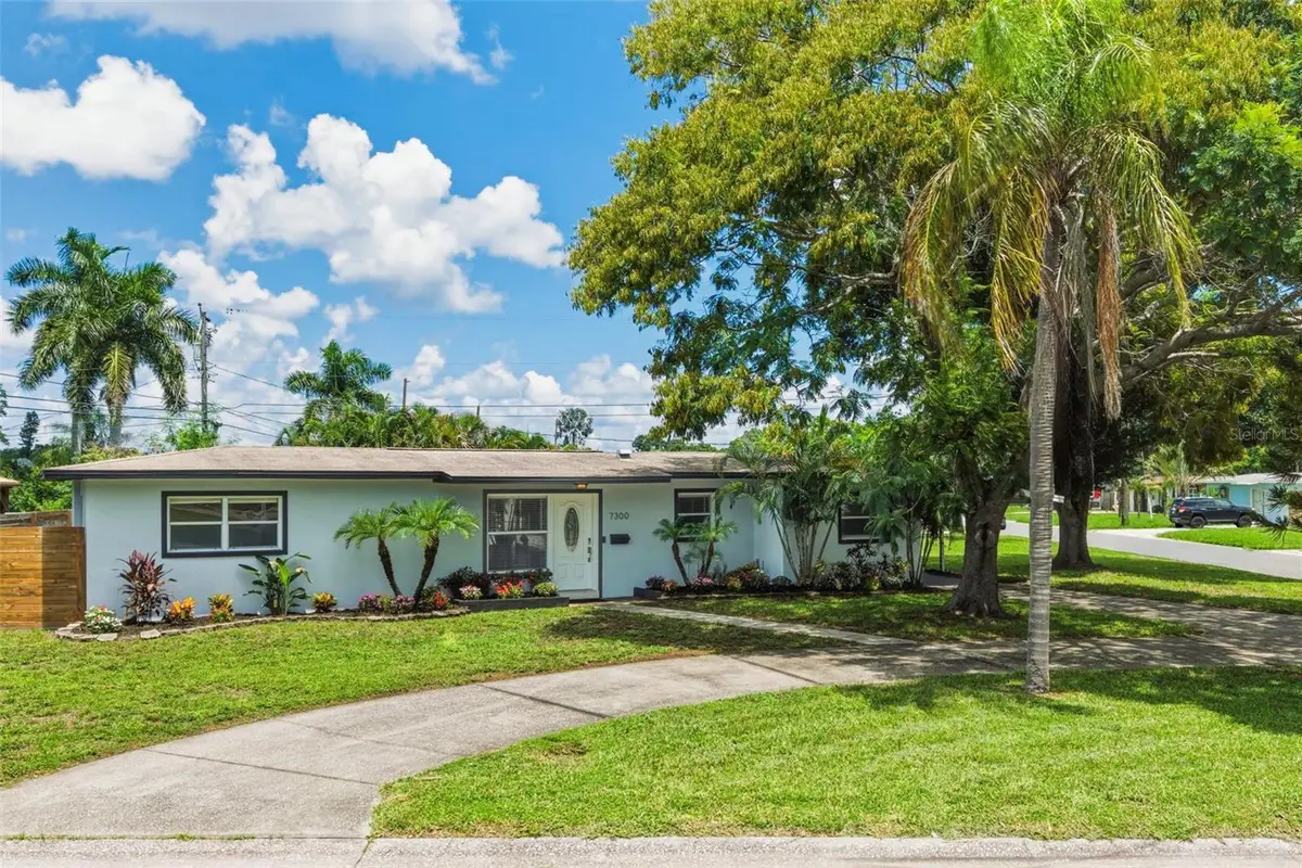 7300 10th Street N, Saint Petersburg, FL 33702 - #1