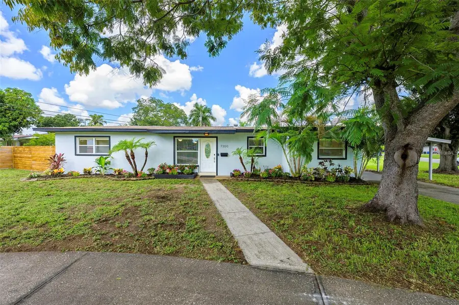 7300 10th Street N, Saint Petersburg, FL 33702 - #2