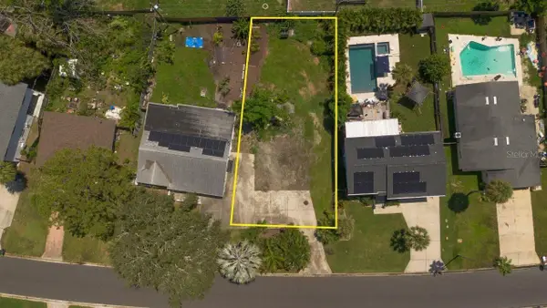 Helena Street Ne, ST PETERSBURG, FL 33703