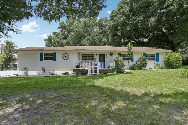 8904 Clayton Lane, LAKELAND, FL 33809