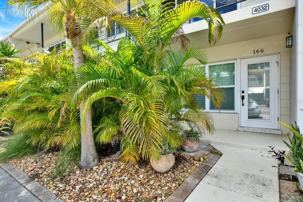 4032 57th Street N #166, KENNETH CITY, FL 33709