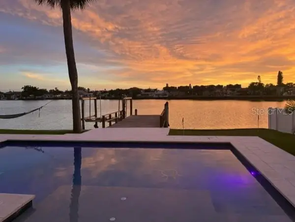 2032 20th Avenue Parkway, INDIAN ROCKS BEACH, FL 33785