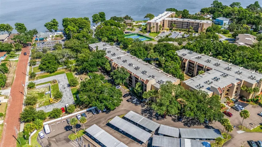 90 Highland Avenue S #402, Tarpon Springs, FL 34689 - #3