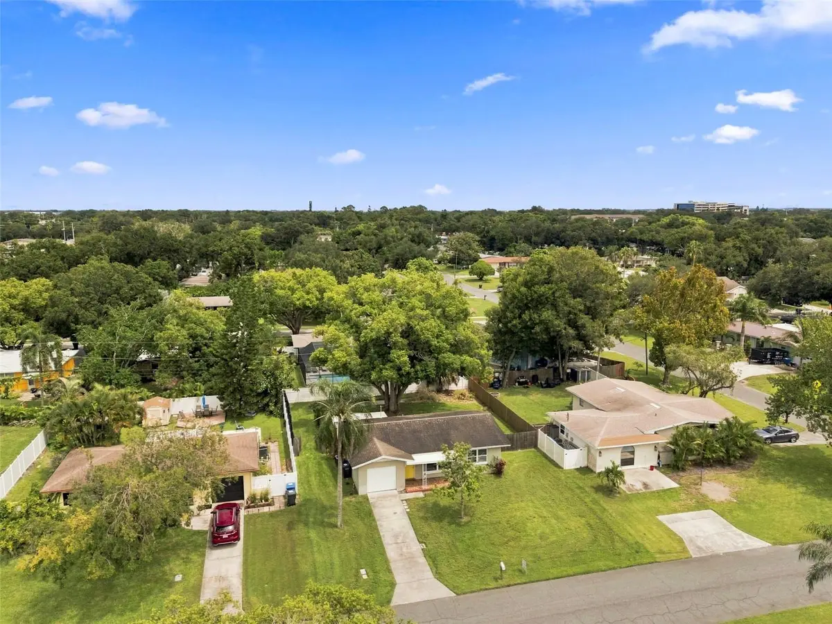 610 12th Street Nw, Largo, FL 33770 - #1