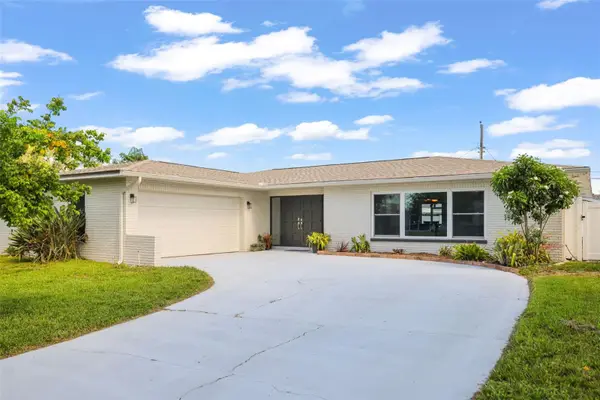 13635 97th Terrace, SEMINOLE, FL 33776