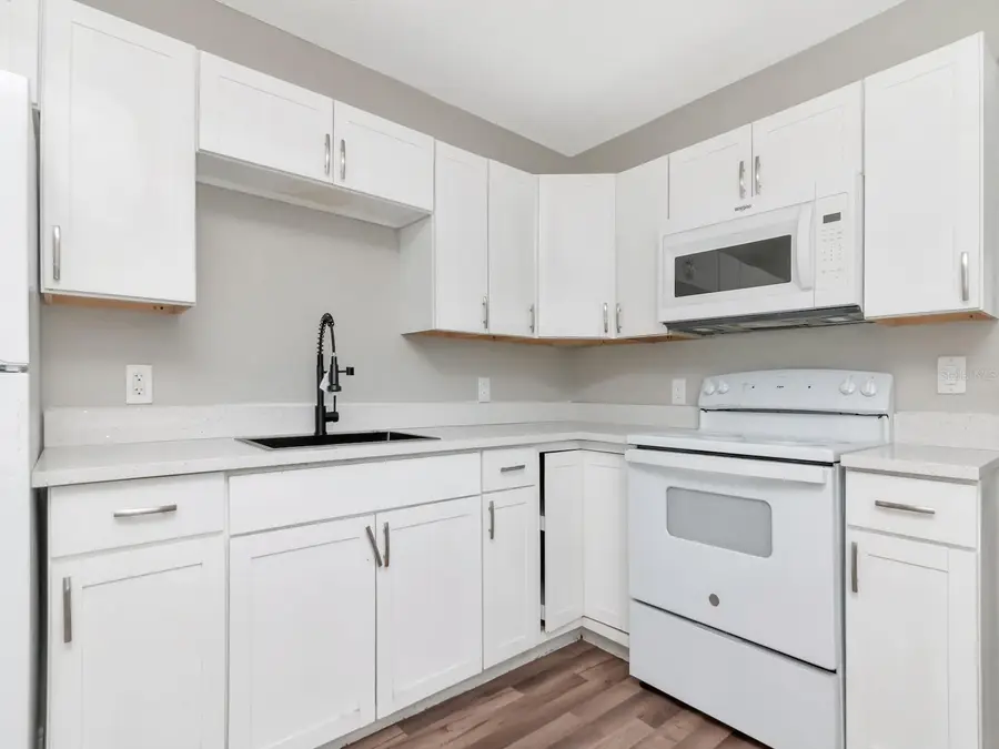 1209 62nd Avenue E, Bradenton, FL 34203 - #2