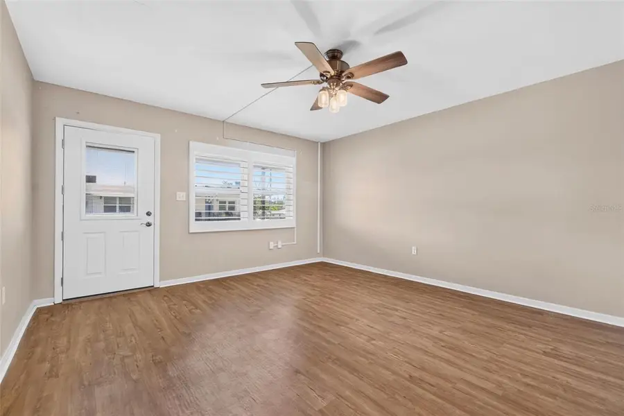 138 36th Avenue N #208 W, Saint Petersburg, FL 33704 - #2
