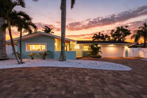 7852 Causeway Boulevard S, ST PETERSBURG, FL 33707