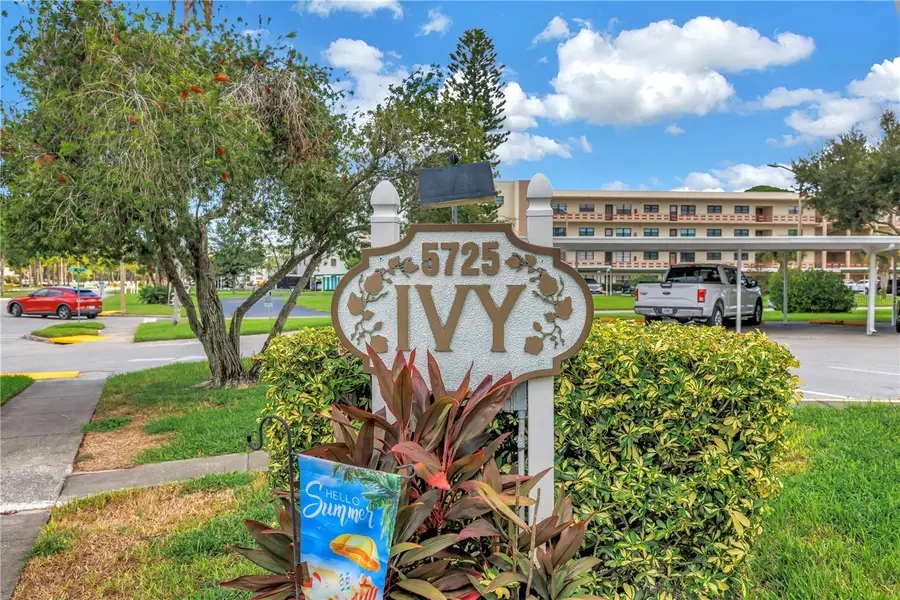 5725 80th Street N #106, Saint Petersburg, FL 33709 - #2