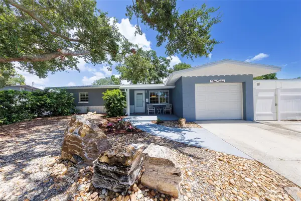512 61st Street S, ST PETERSBURG, FL 33707