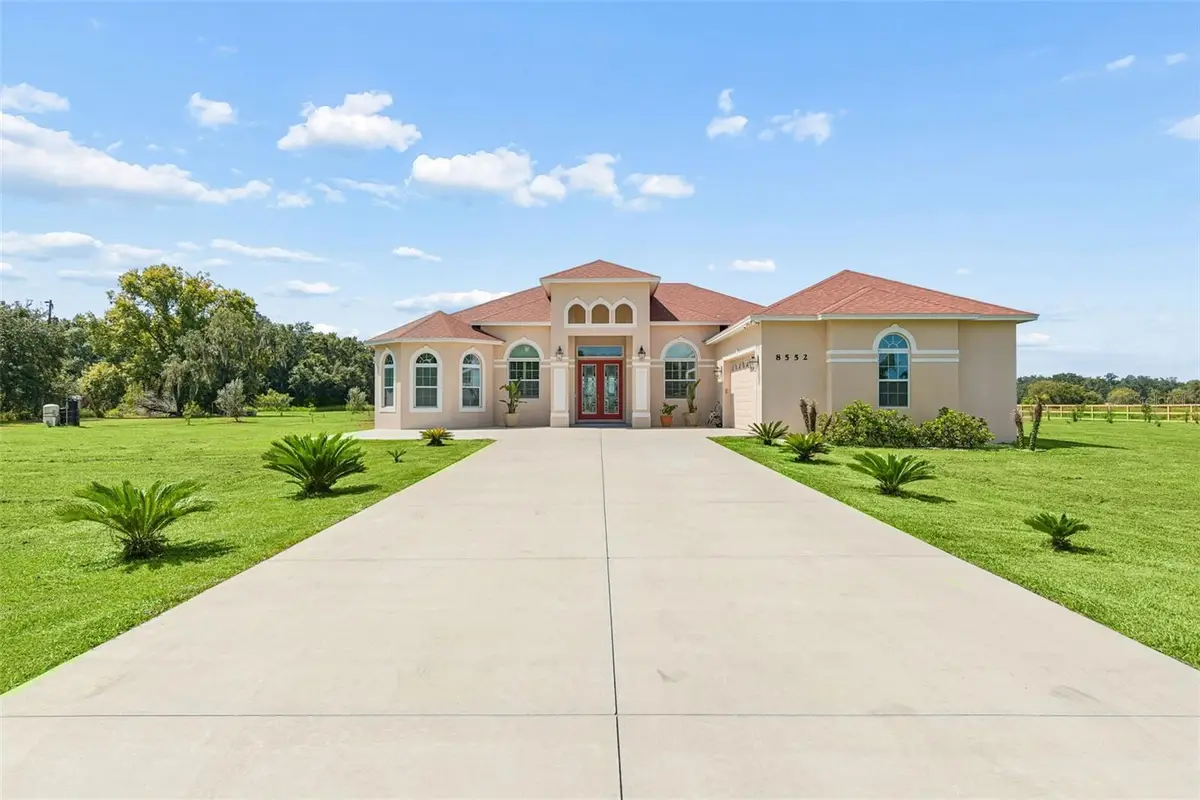 8552 Branding Iron Trail, Plant City, FL 33565 - #1