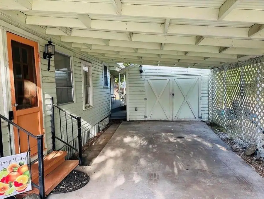 1121 Orange Avenue, Dunedin, FL 34698 - #2