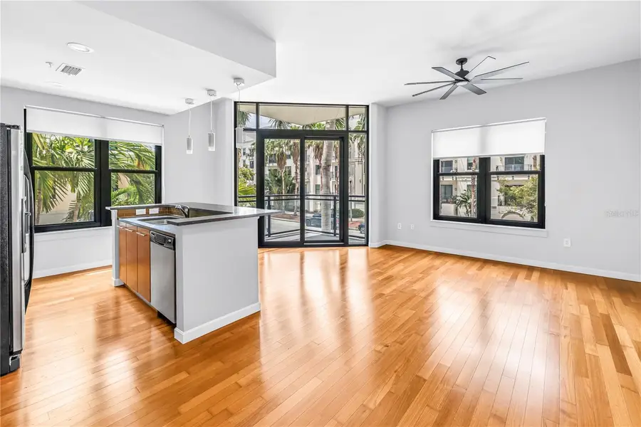 400 4th Avenue S #207, Saint Petersburg, FL 33701 - #3