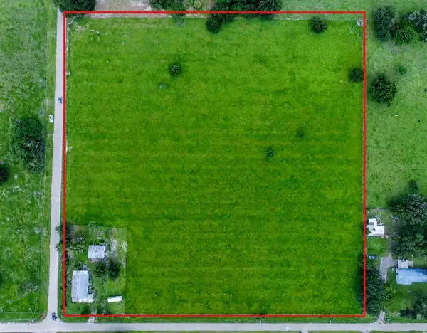 3984 Dixiana Drive, BOWLING GREEN, FL 33834