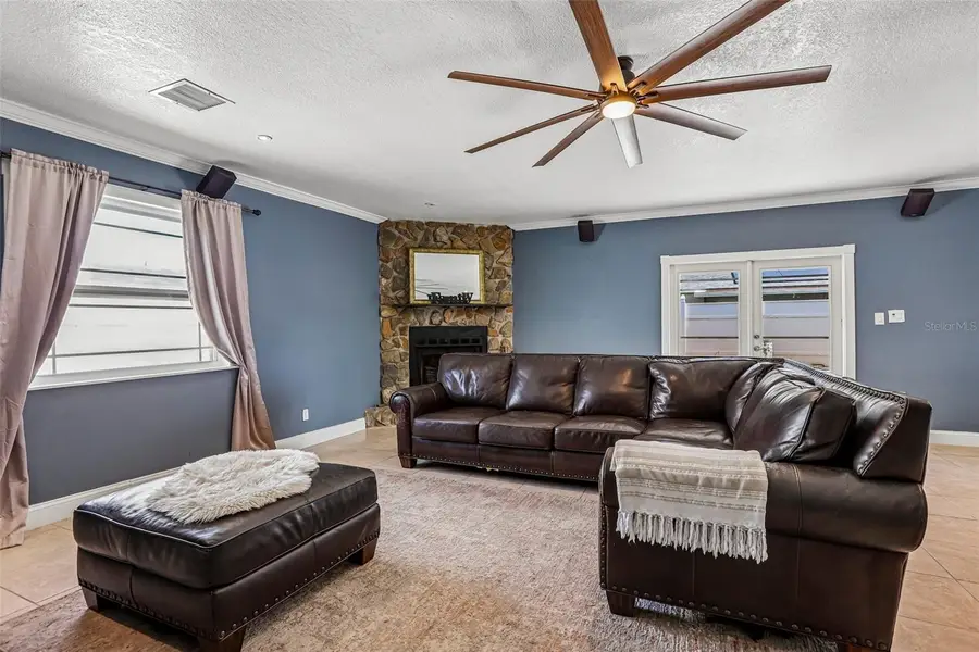 1009 Coolwood Place, Brandon, FL 33511 - #3