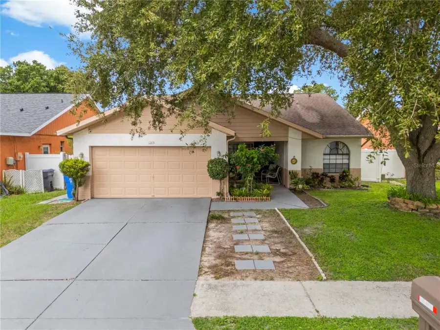 1215 Rinkfield Place, Brandon, FL 33511 - #2
