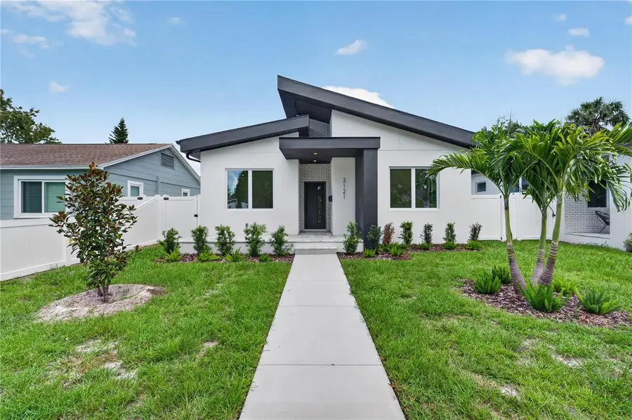 3121 Queen Street N, Saint Petersburg, FL 33713 - #2