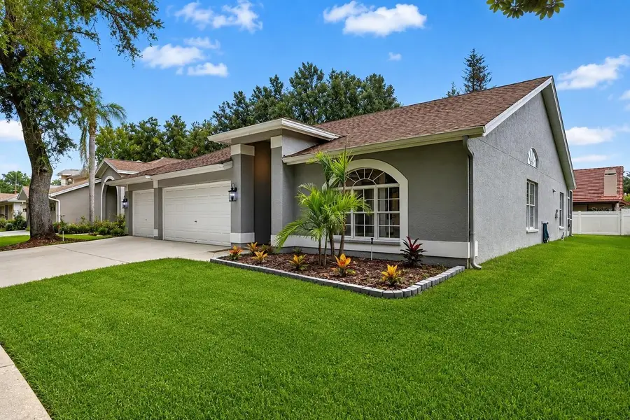 17721 Hampshire Oak Drive, Tampa, FL 33647 - #2