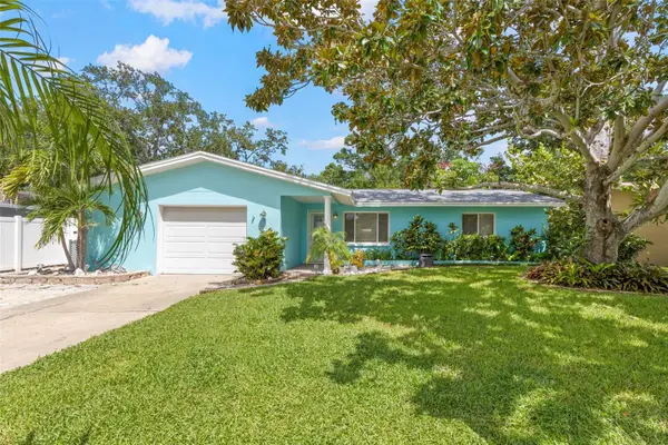 1530 Sandy Lane, CLEARWATER, FL 33755