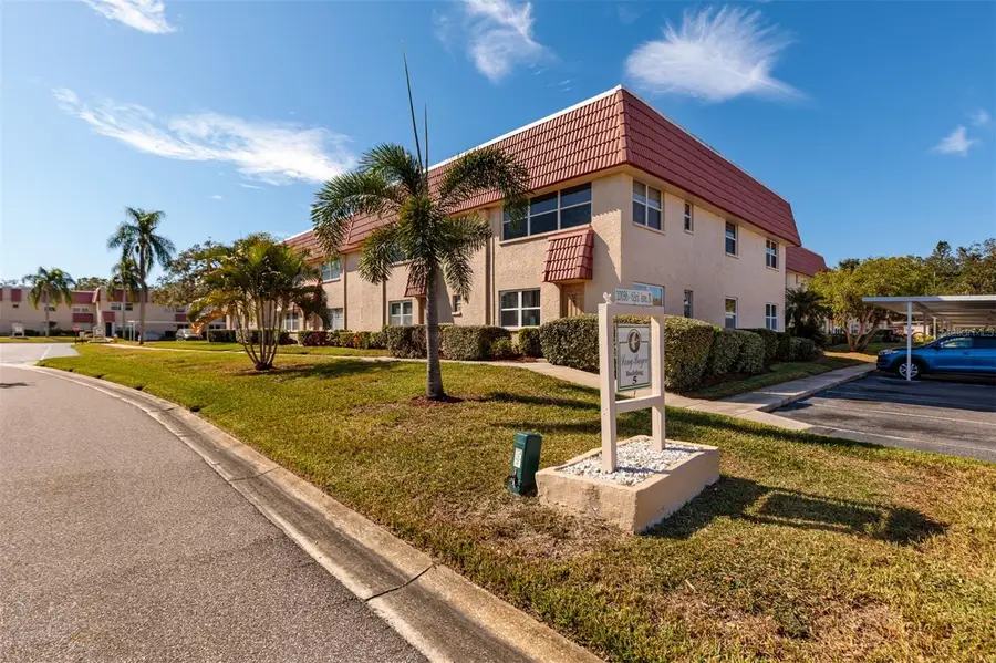 10036 63rd Avenue N #17, Saint Petersburg, FL 33708 - #3