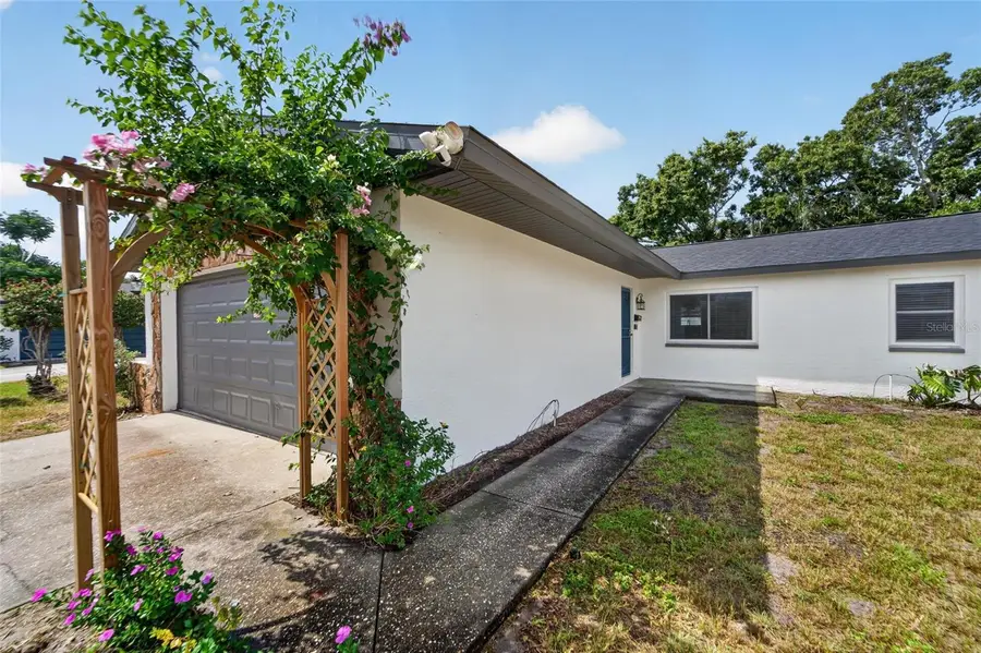 4317 Trout Drive Se, Saint Petersburg, FL 33705 - #3