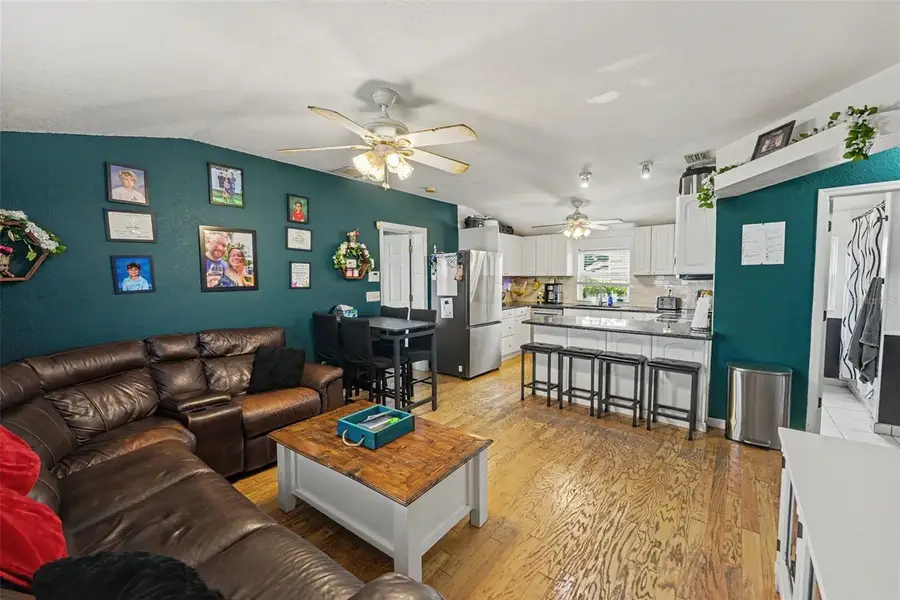 5801 43rd Street N, Saint Petersburg, FL 33714 - #3