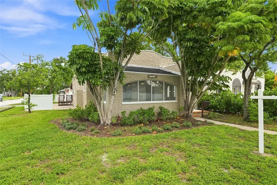 4595 9th Avenue N, Saint Petersburg, FL 33713 - #2