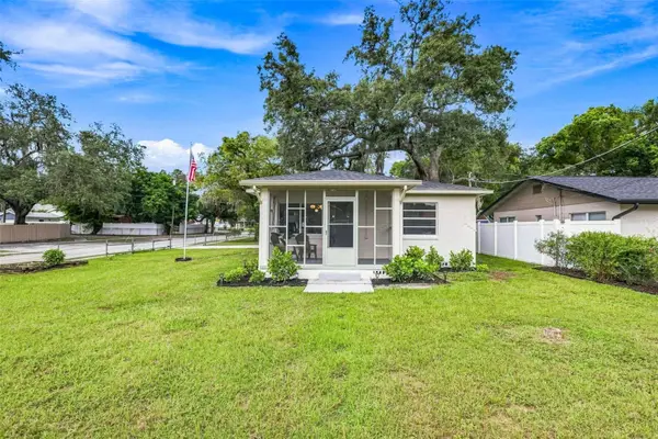 1825 E Hanna Avenue, TAMPA, FL 33610