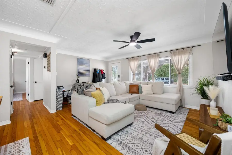 6219 Hampton Drive N, Saint Petersburg, FL 33710 - #3