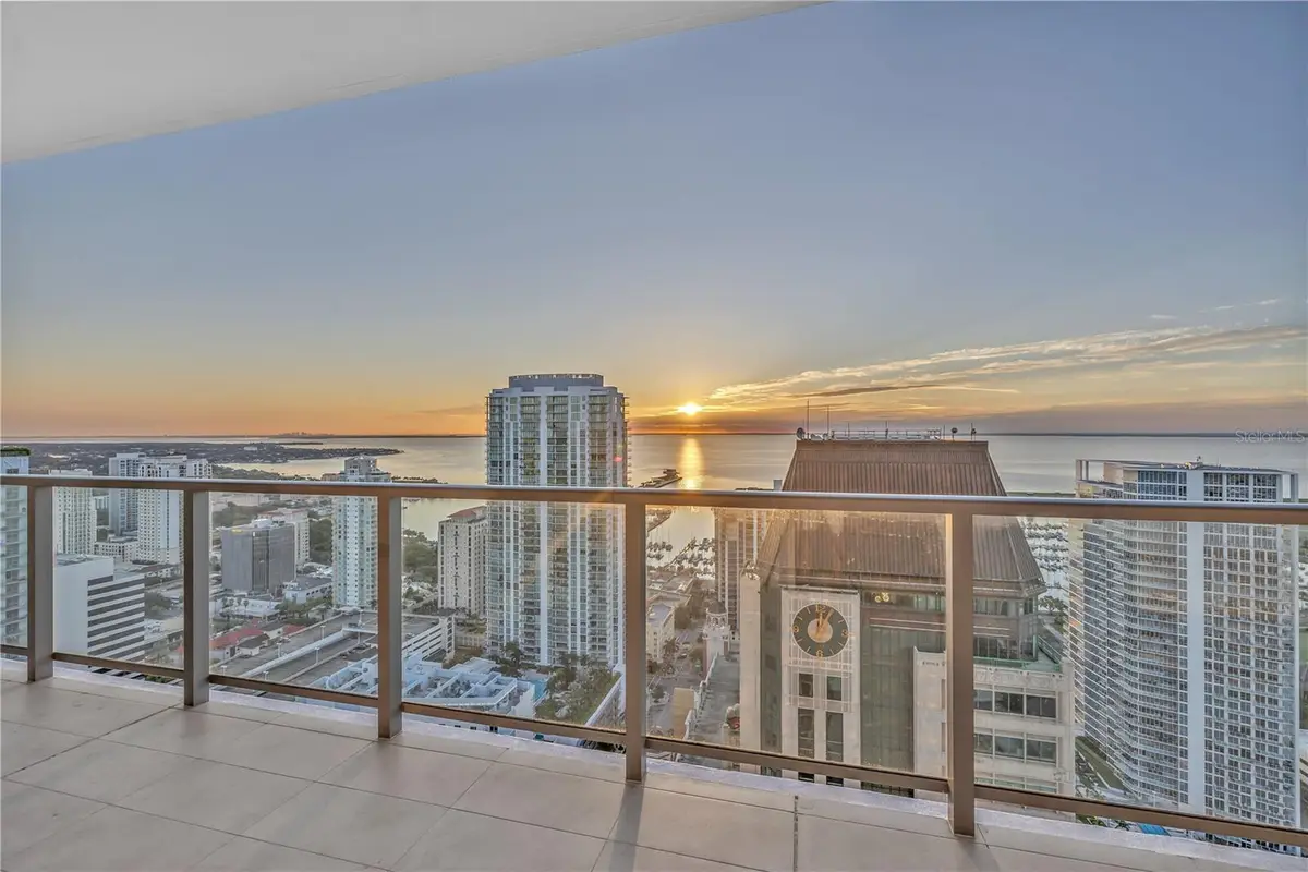 275 1st Avenue S #3704, Saint Petersburg, FL 33701 - #1