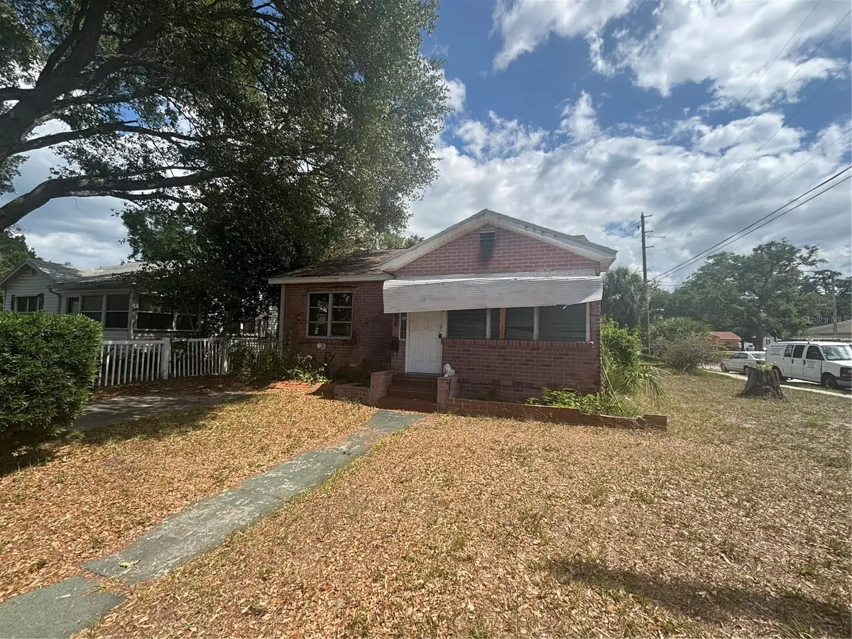 698 Paris Avenue S, Saint Petersburg, FL 33701 - #1