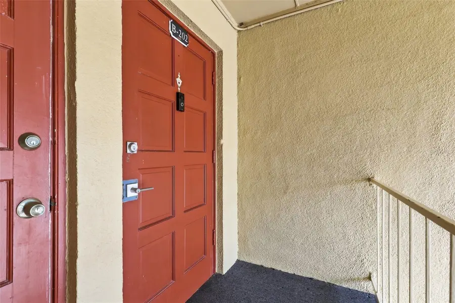 1000 Lake Of The Woods Boulevard #B202, Fern Park, FL 32730 - #2