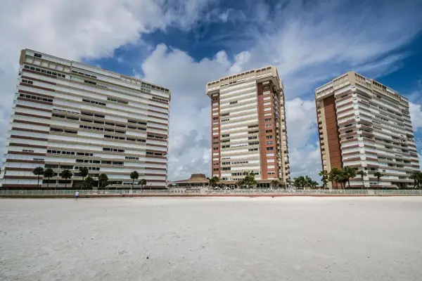 17920 Gulf Boulevard #1704, REDINGTON SHORES, FL 33708