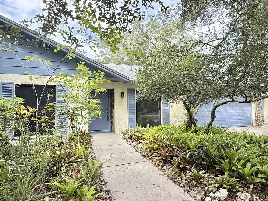 901 W River Drive, Temple Terrace, FL 33617 - #3