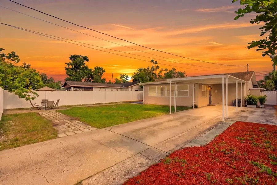 4075 38th Avenue N, Saint Petersburg, FL 33713 - #2