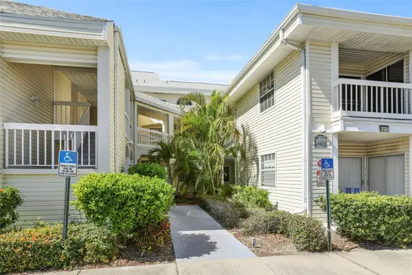 6915 Stones Throw Circle N #3104, ST PETERSBURG, FL 33710