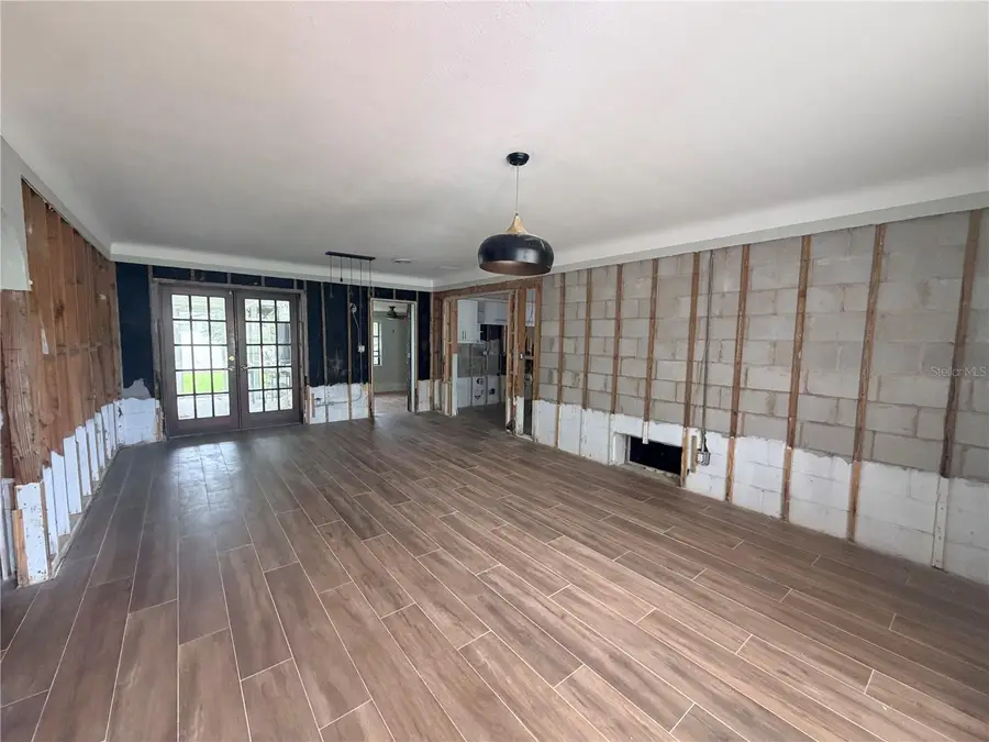 1842 Oregon Avenue Ne, Saint Petersburg, FL 33703 - #3