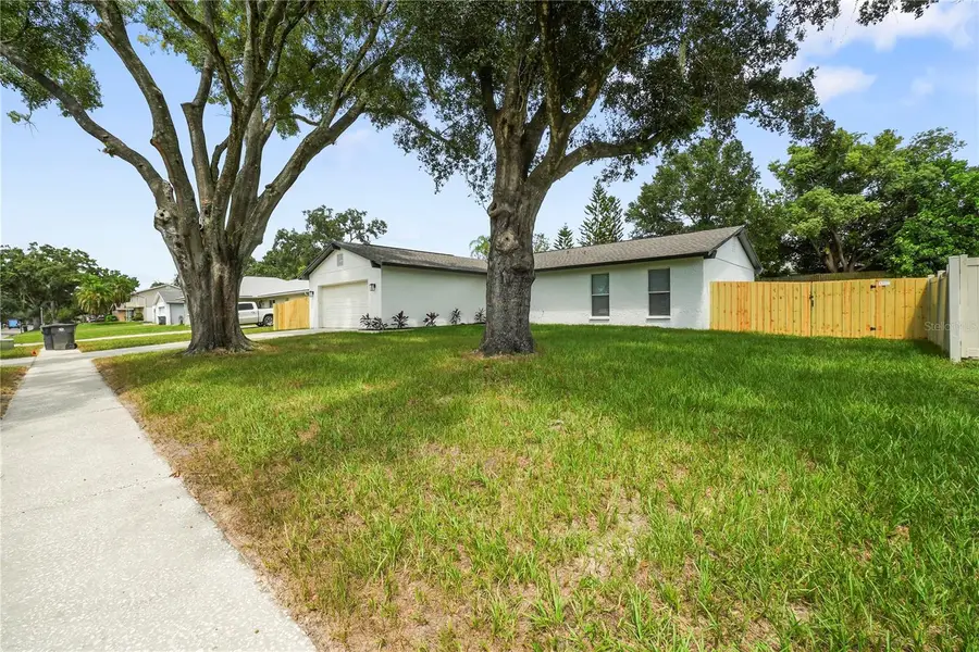1901 Lakeview Drive, Brandon, FL 33511 - #2