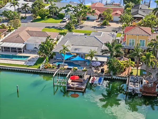 12000 4th Street E, TREASURE ISLAND, FL 33706