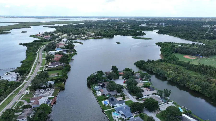 560 7th Street S, Safety Harbor, FL 34695 - #3