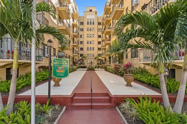 130 4th Avenue N #107, ST PETERSBURG, FL 33701