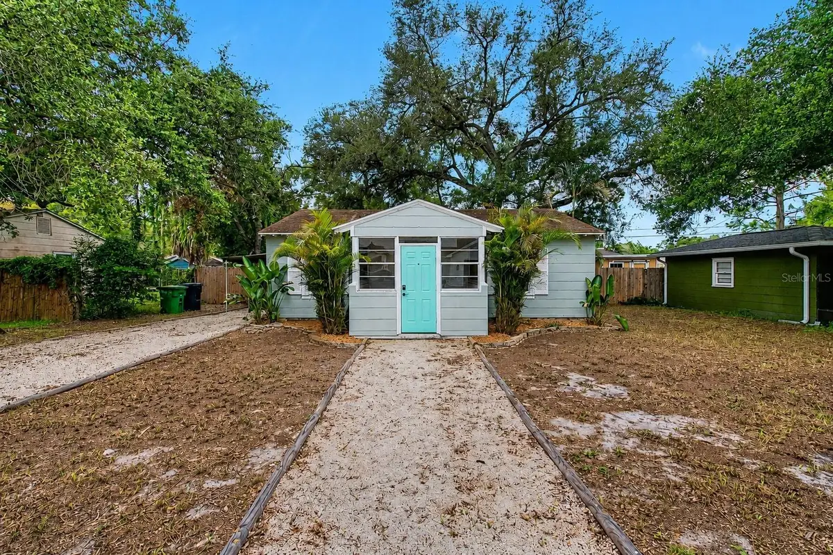 3208 W Hartnett Avenue, Tampa, FL 33611 - #1