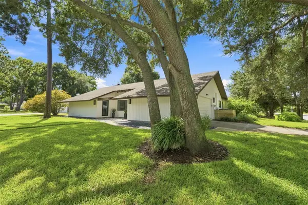1683 Oak Place, CLEARWATER, FL 33755