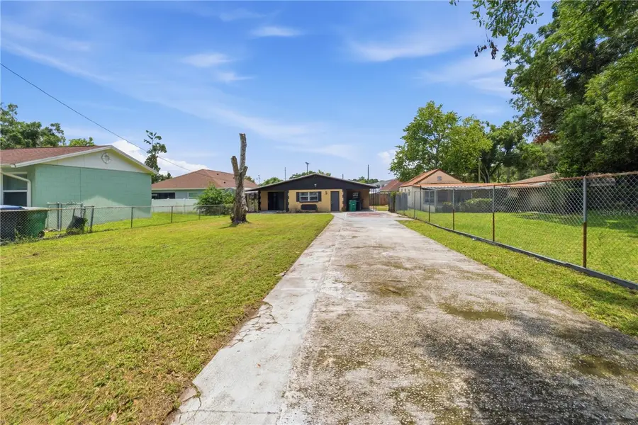 909 Alicia Avenue #1/2, Tampa, FL 33604 - #2