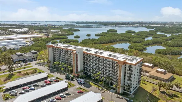 5400 Park Street N #511, ST PETERSBURG, FL 33709