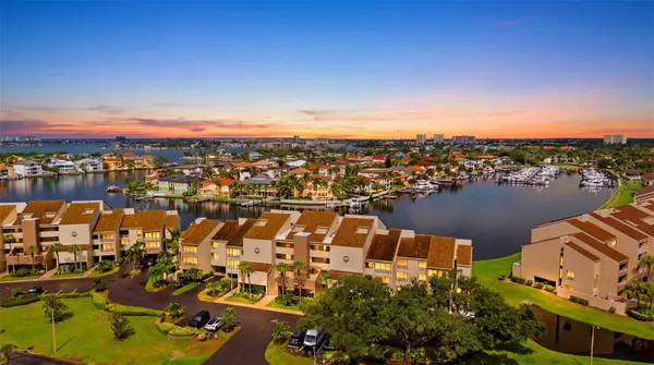2775 Kipps Colony Drive S #305, GULFPORT, FL 33707