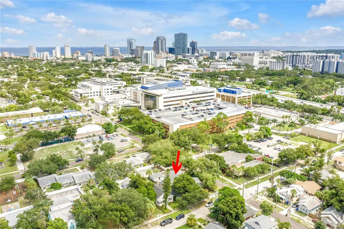 1323 7th Avenue N, Saint Petersburg, FL 33705 - #1