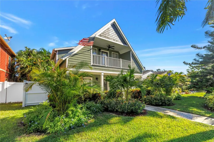 6551 Emerson Avenue S, Saint Petersburg, FL 33707 - #2