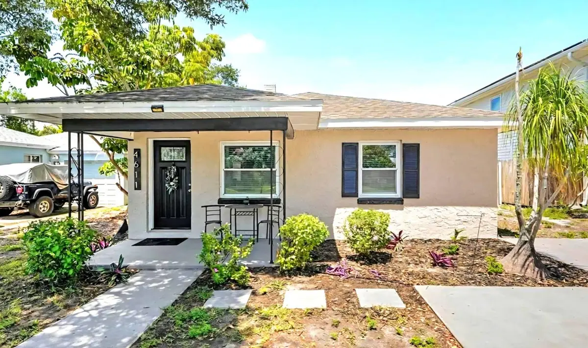 4611 17th Avenue N, Saint Petersburg, FL 33713 - #1